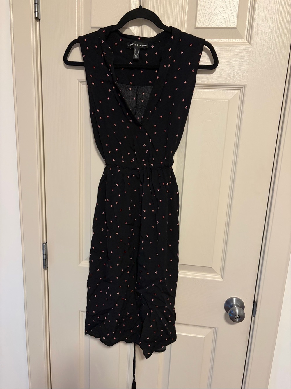 🐢 LOVE & LEGEND - Size 14 Black Red Dress